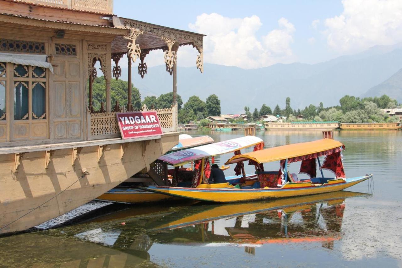 Yadgaar Houseboats Otel Srīnagar Dış mekan fotoğraf